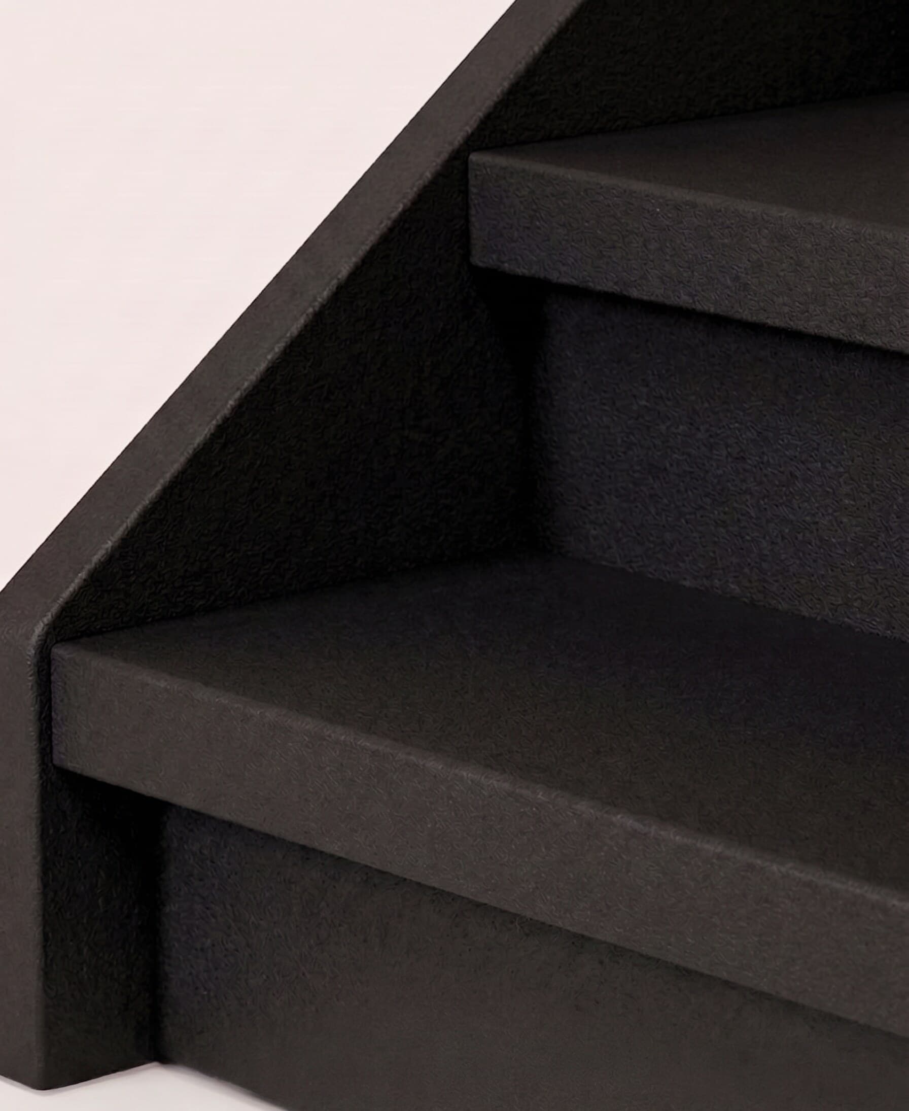Omnistair Signature Charcoal Stone — Stone trapafwerking