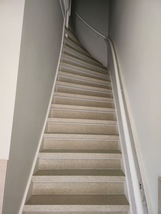 Traprenovatie EverStep Solid sociale appartementen Bodegraven — na