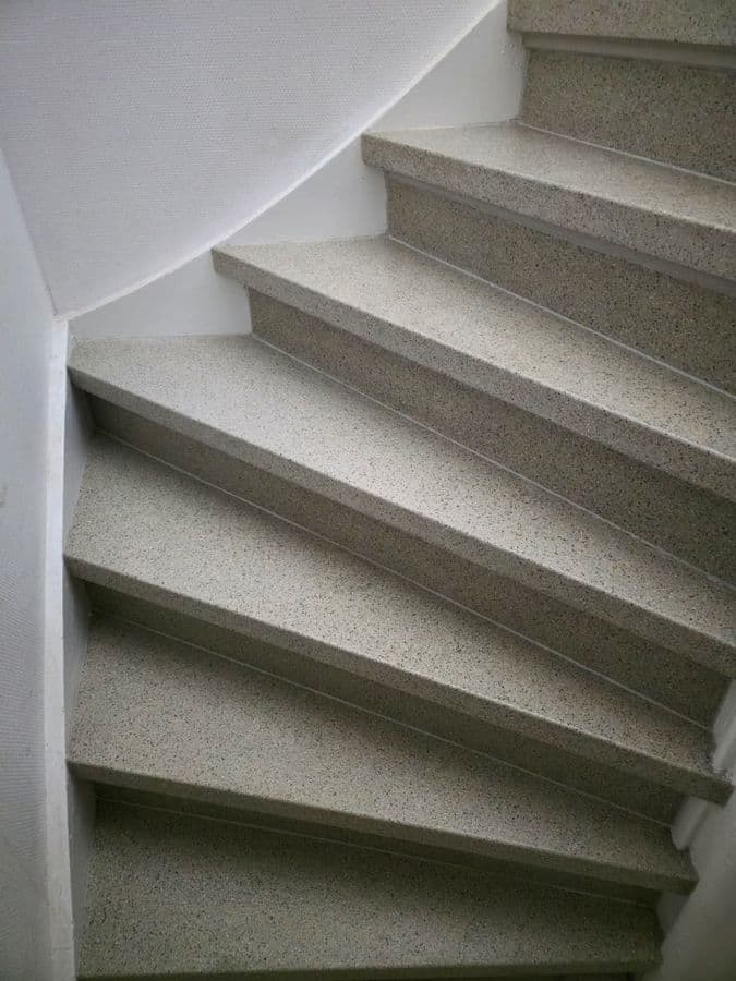 EverStep Solid afwerking binnen bestaande klassieke trapconstructie Bodegraven