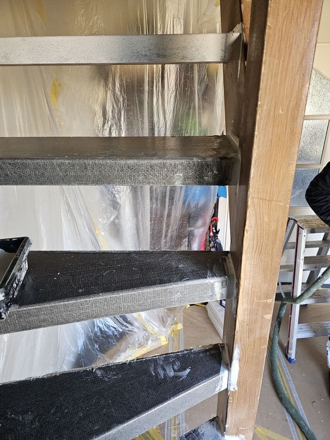 EverStep basisopbouw over bestaande grenentrap — start van de Signature-afwerking